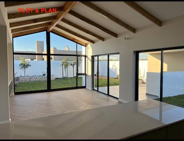 4 BEDROOM HOUSE FOR SALE IN SANDOWN